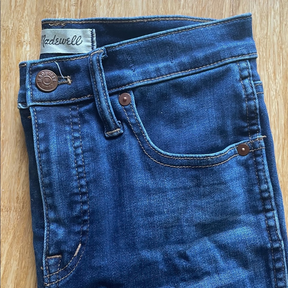 Like New Madewell 10” High Rise Skinny